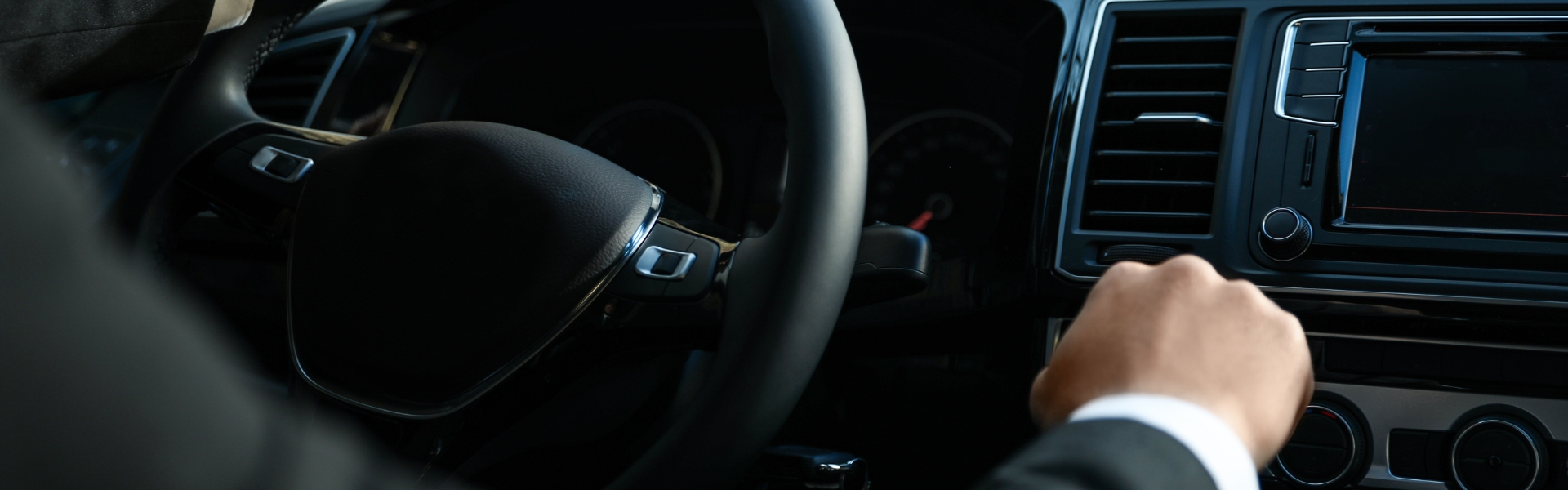 Servizio di noleggio taxi con conducente per aziende a San Marino