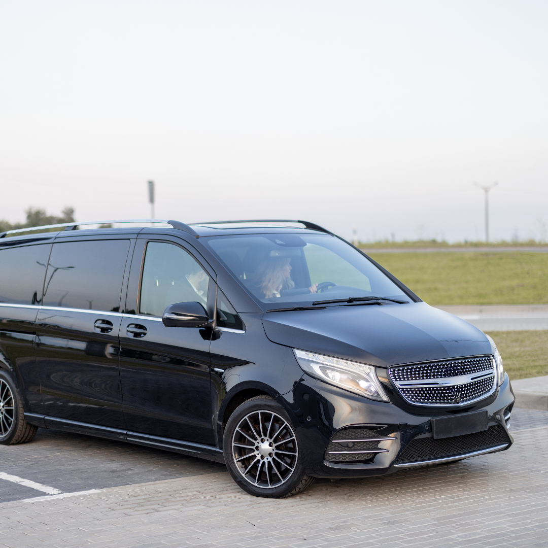 Taxi per gruppi con minivan a San Marino